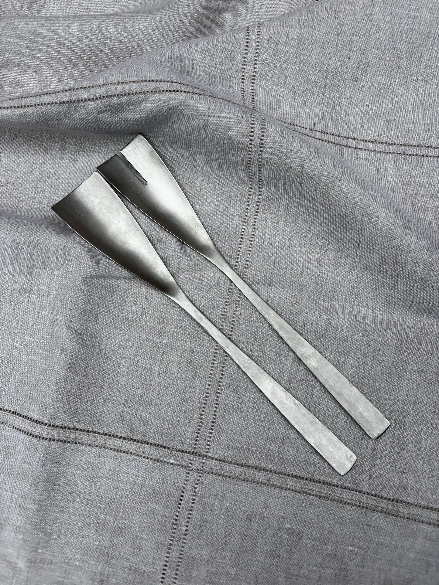 Scandi-style Salad Servers