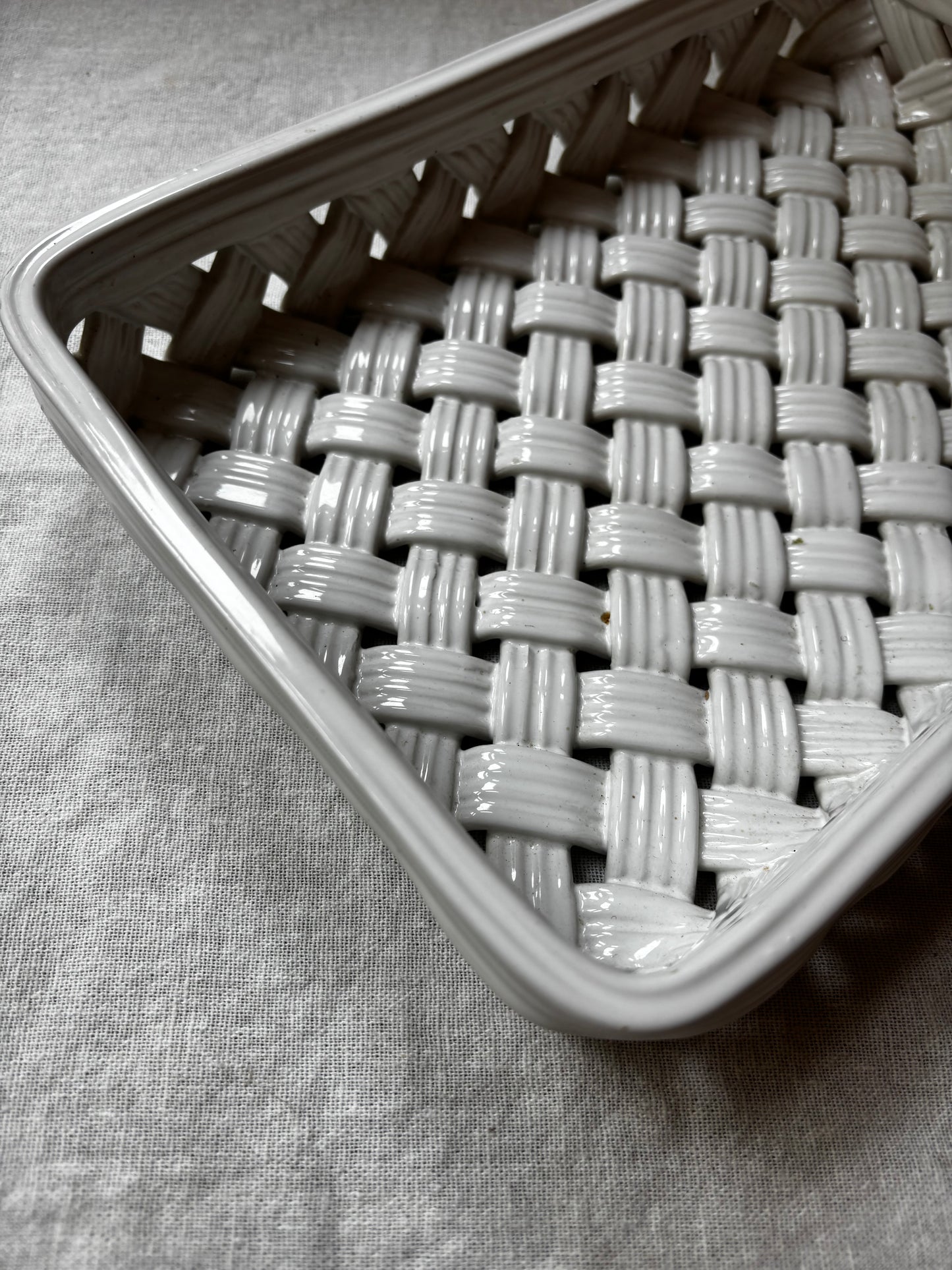 Ceramic Basketweave Tray