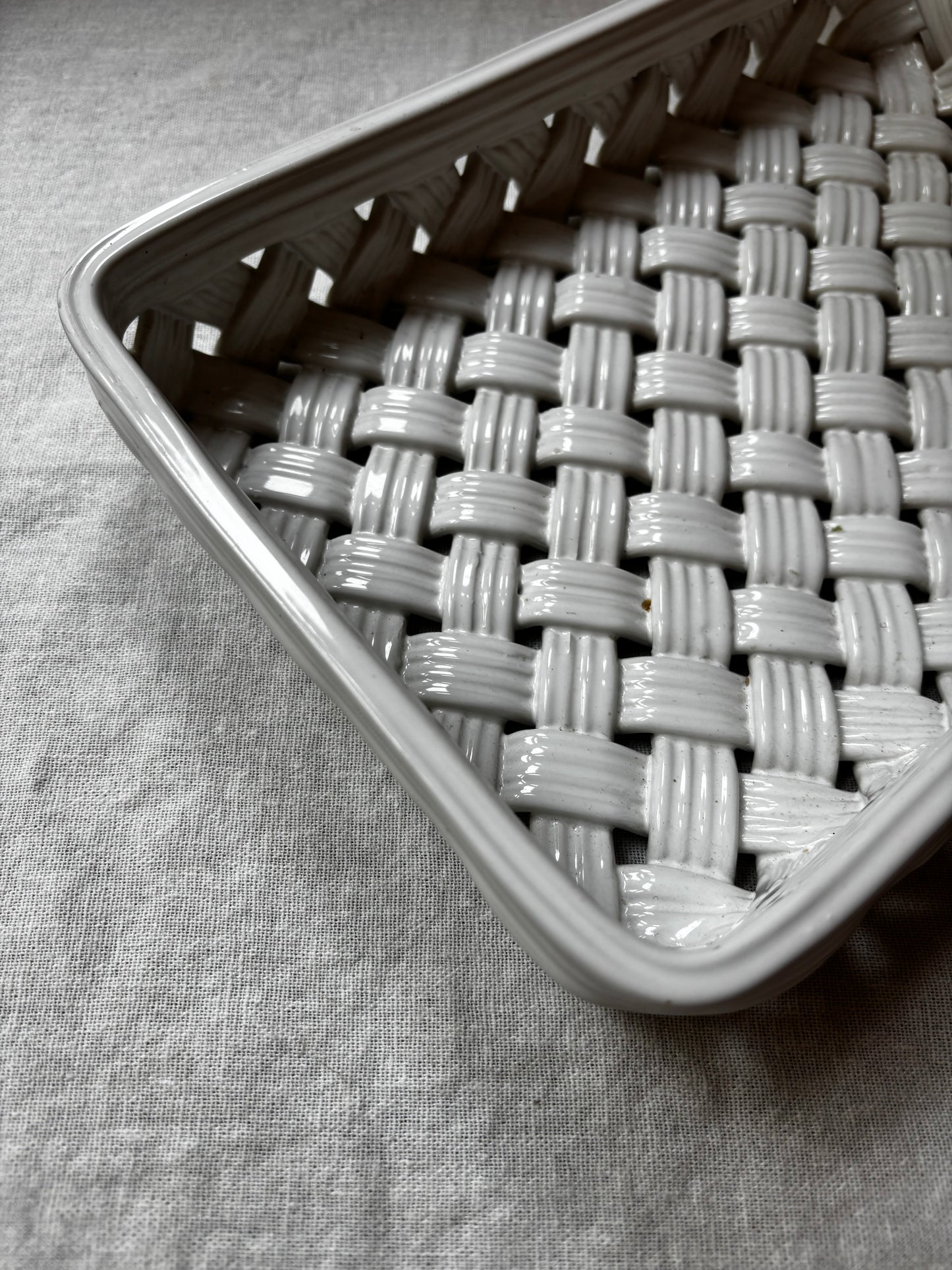 Ceramic Basketweave Tray