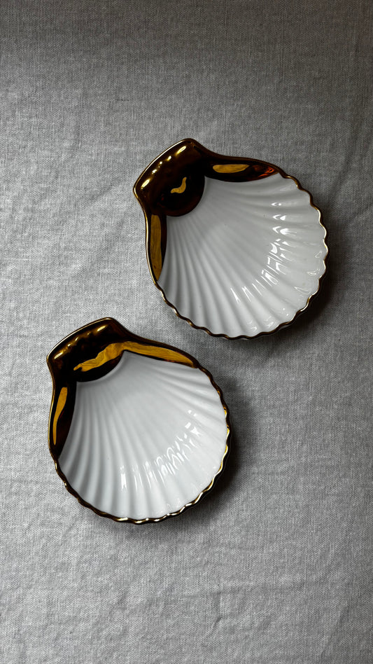 Pair of Gilt-Edged Shell-Shaped Dishes