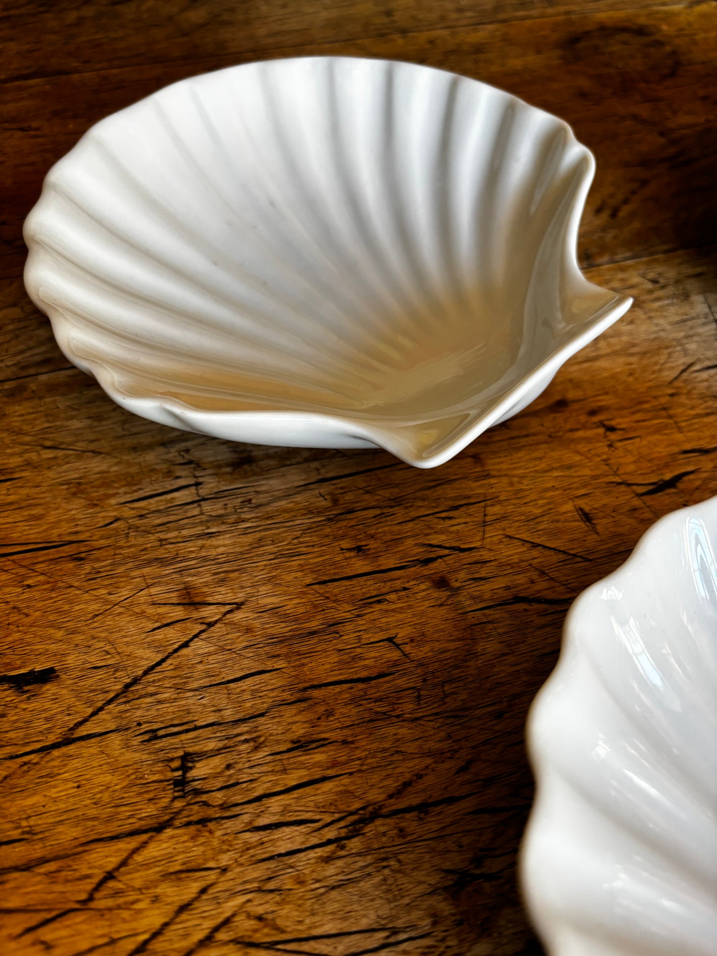 Set of Four Ceramic French Shell Dishes
