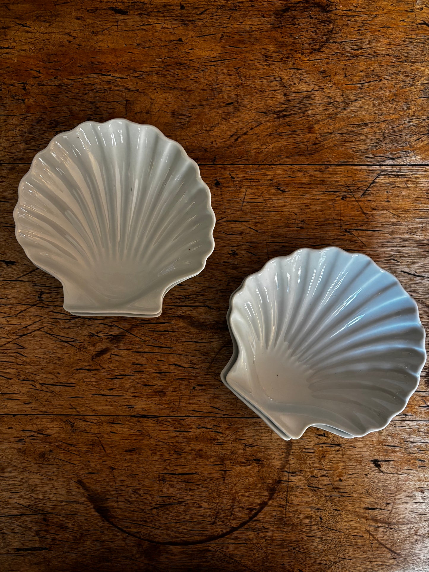 Set of Four Ceramic French Shell Dishes