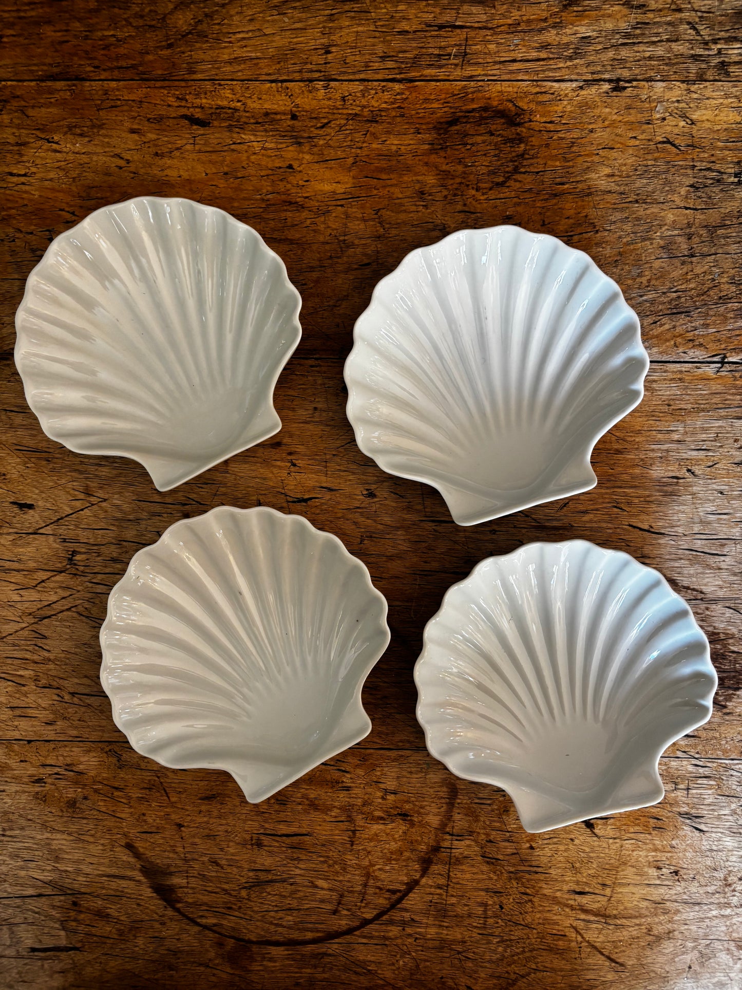 Set of Four Ceramic French Shell Dishes
