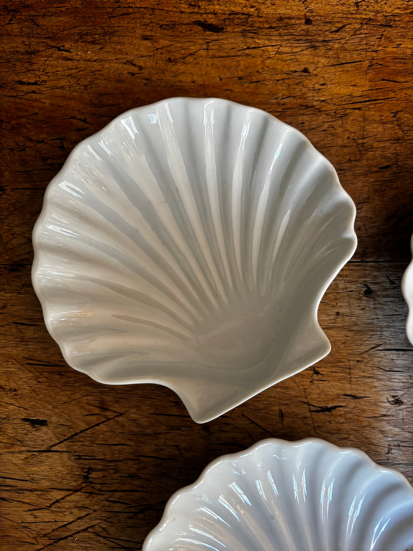 Set of Four Ceramic French Shell Dishes